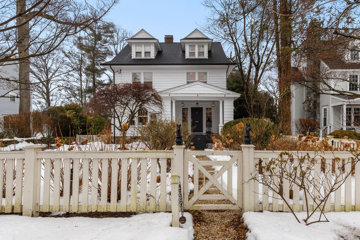 Photo - 13 Lockwood Ave (Greenwich, CT)