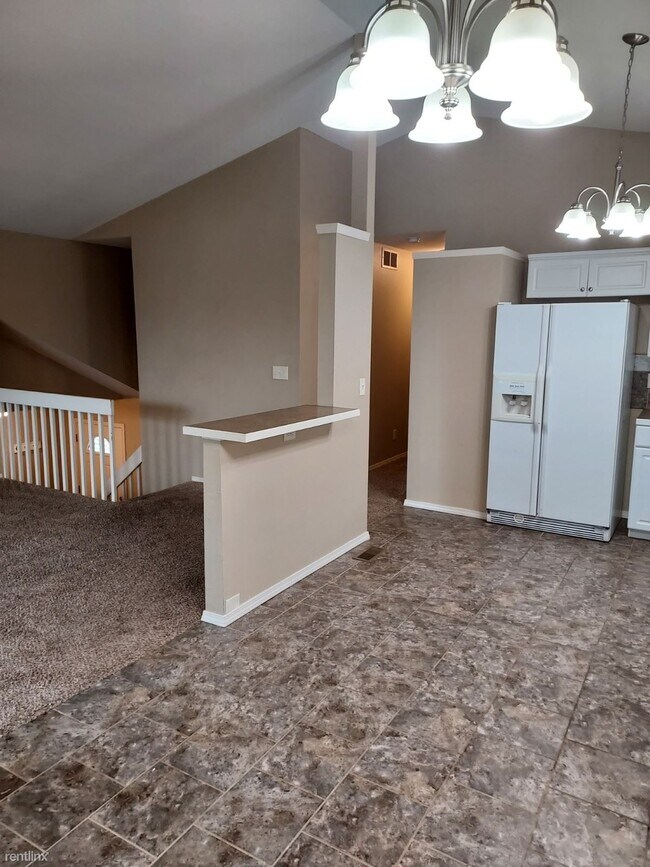 Foto del edificio - 5 br, 2.5 bath House - 8831 E Hurst St