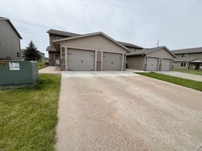 Building Photo - 4230 N Jans Dr