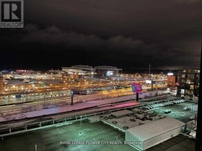 Building Photo - 135 E Liberty St