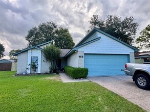 Building Photo - 462 Capehill Dr
