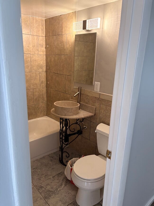 Foto del edificio - 3415 5th St SE