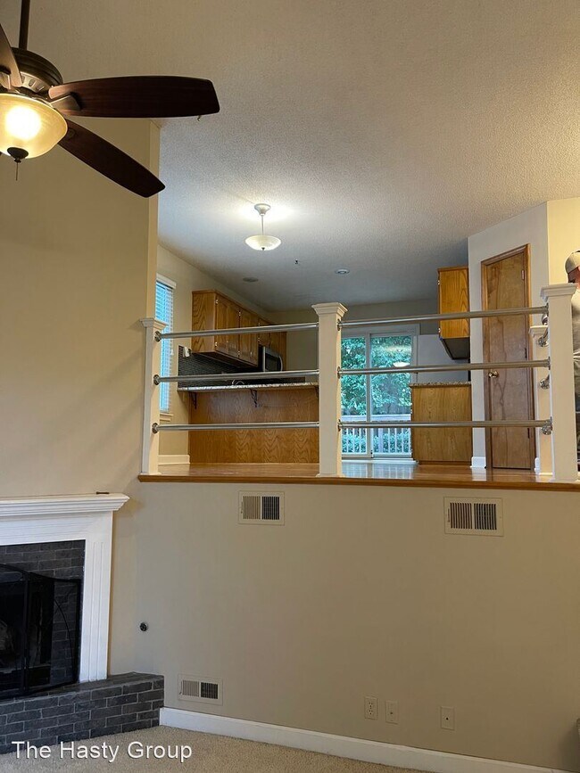 Foto del edificio - 3 br, 2 bath House - 15437 Foster Street