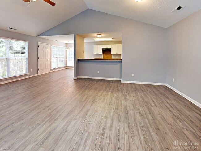 Building Photo - 4425 Fawnbrook Ave SW
