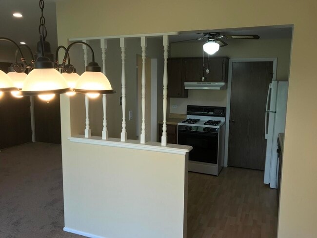 Foto del edificio - 232 Driftwood Ln