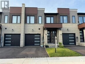 Building Photo - 69 Bensley Ln