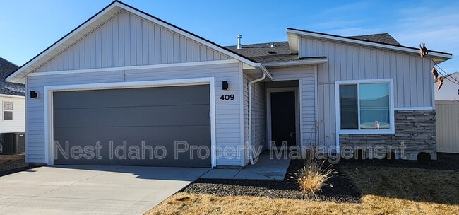 Building Photo - 409 Hildago Wy