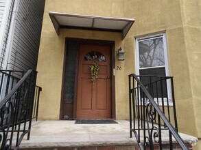 Building Photo - 26 47th St