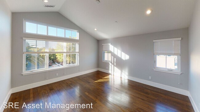 Building Photo - 4 br, 3.5 bath House - 161 Lottie Lane