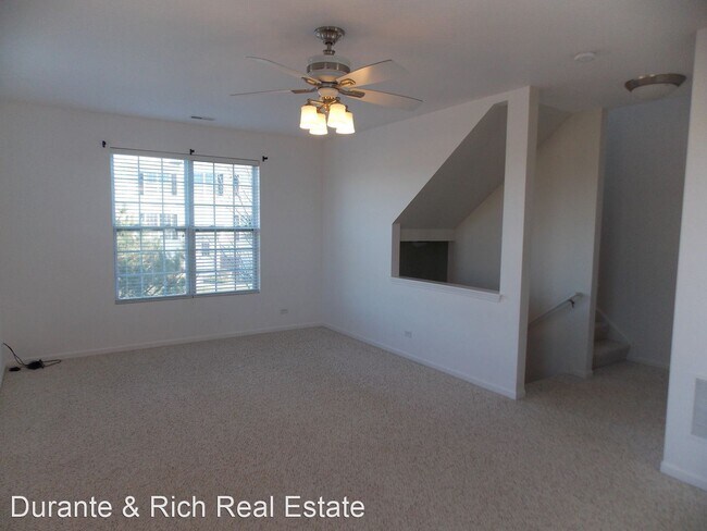 Foto del edificio - 2 br, 2.5 bath House - 1689 W. Turtle Cree...