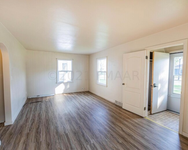 Foto del edificio - 1458 10th St N