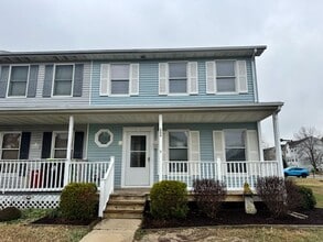 Building Photo - 202 S Spinnaker Ln