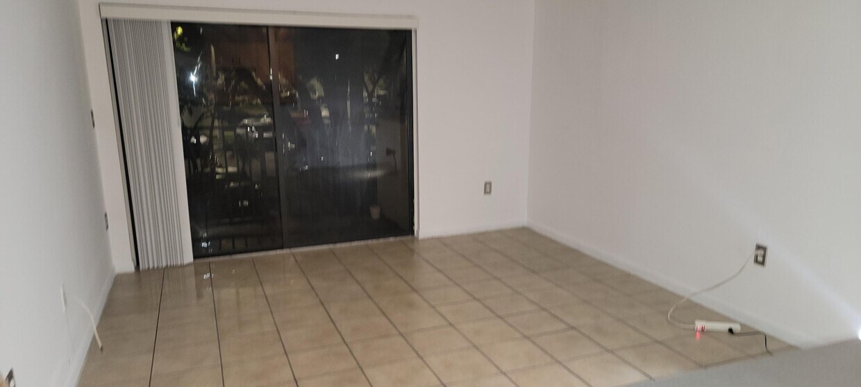 Foto principal - 7210 NW 179th St