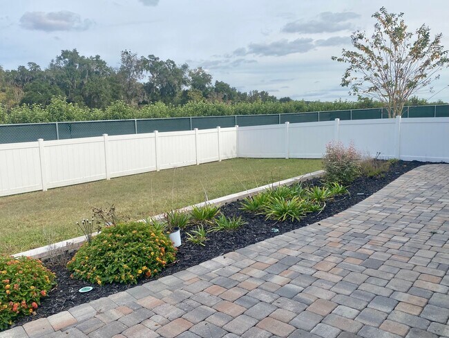 Building Photo - Three Bedroom Home In Gated 55+ Exclusive ...