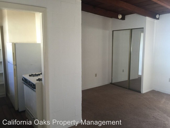 Foto del edificio - 134 S Crimea St