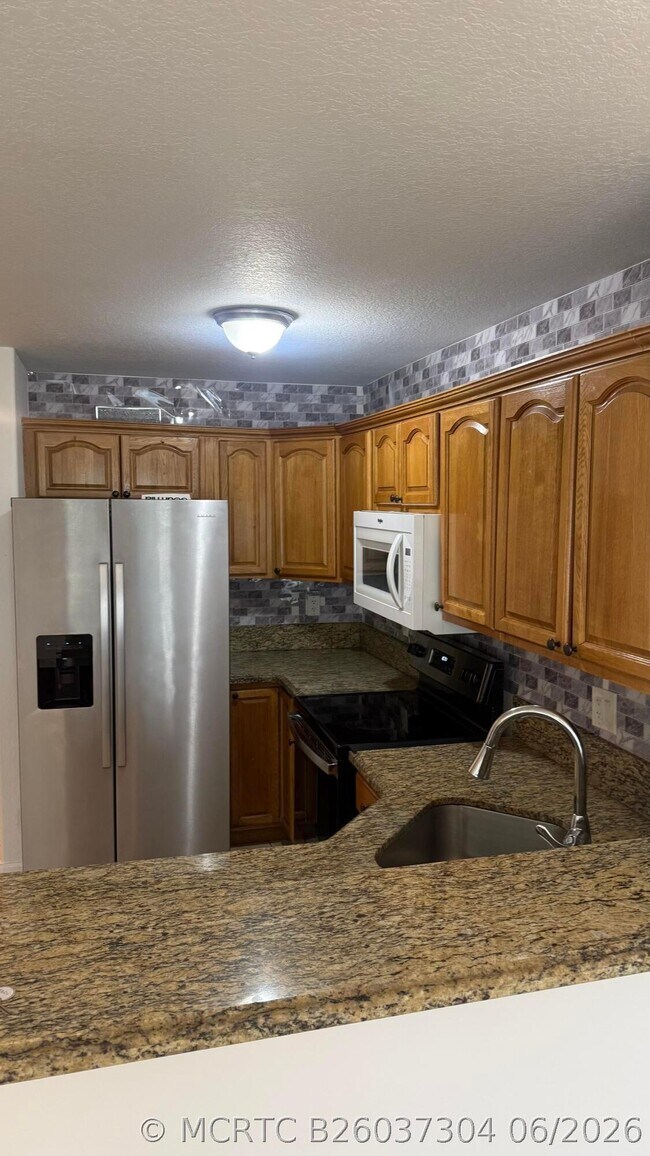 Foto del edificio - 11543 NW 44th St