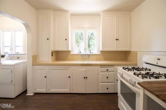 Building Photo - 2 br, 2 bath House - 1804 Harding Ave
