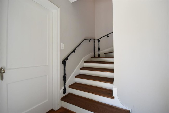 Foto del edificio - 1732 Lexington St