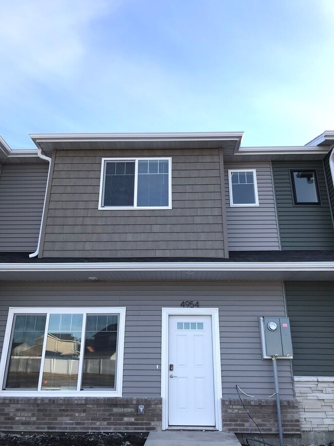 Foto del edificio - Valley View Townhomes