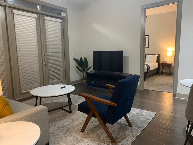 Building Photo - 1250 State St