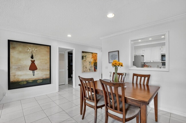 Foto del edificio - 19927 Boca W Dr