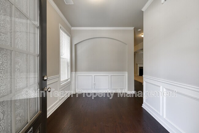 Building Photo - 5216 Apple Grove Rd NE