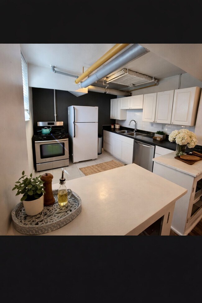 Foto del edificio - 963 Logan St