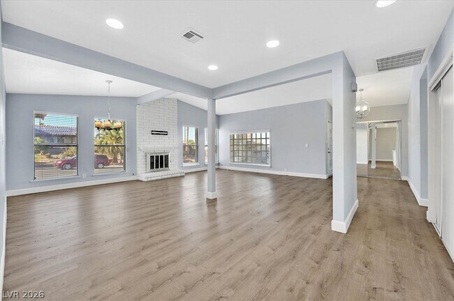 Building Photo - 3864 Alice Ln