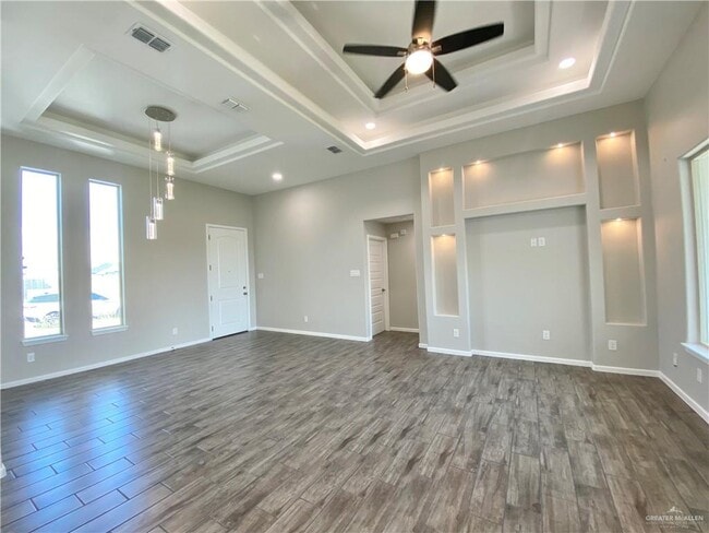 Building Photo - 13 Summerland Ln