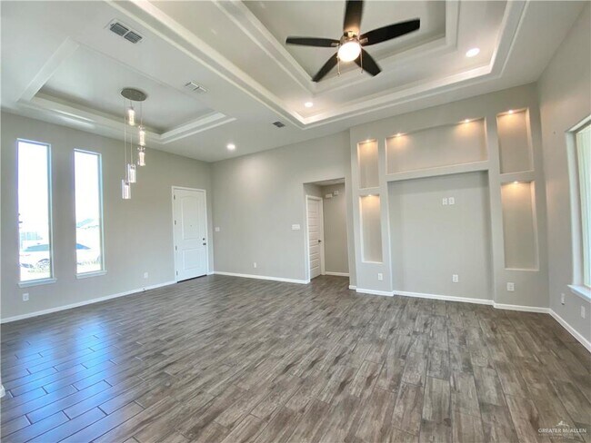 Building Photo - 1908 Summerland Ln