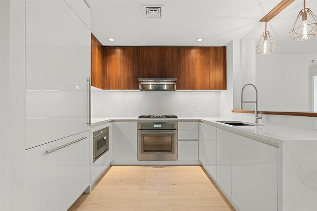 Foto del edificio - 1000 Maxwell Ln