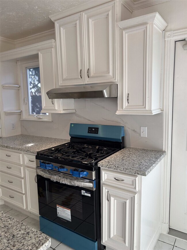 Foto del edificio - 4030 Knoll Glen Dr