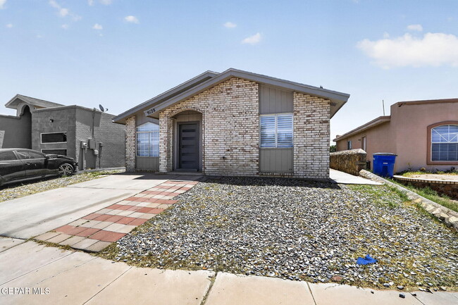 Foto del edificio - 9128 Bur Oak Cir