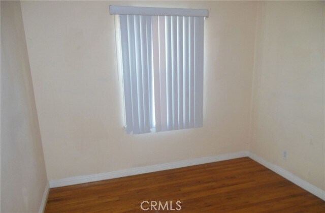 Foto del edificio - 14823 Longworth Ave