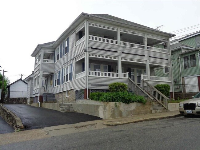 Foto del edificio - 18 Verdun St