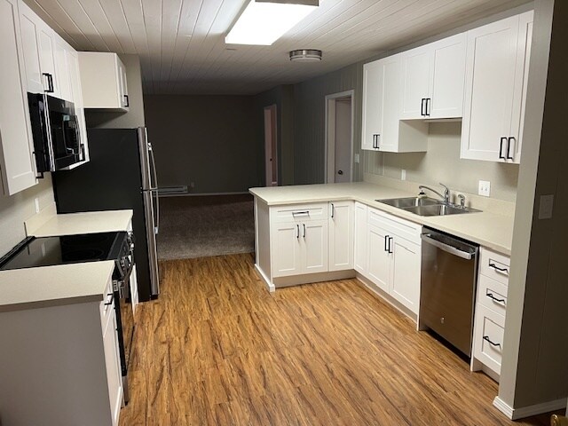 Kitchen (new) - 1901 La Brant Rd