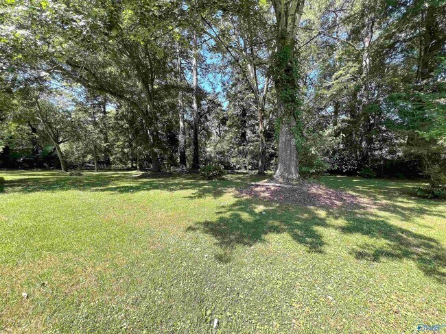 Building Photo - 1203 Glendale Dr