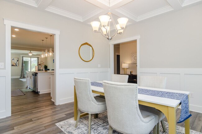 Foto del edificio - 4829 Goodwood Way