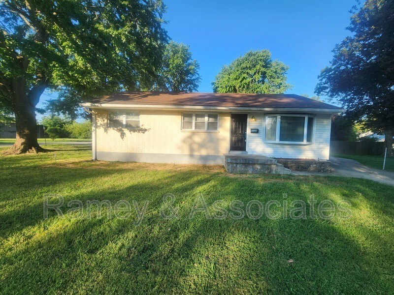 Primary Photo - 3022 Betty Ln