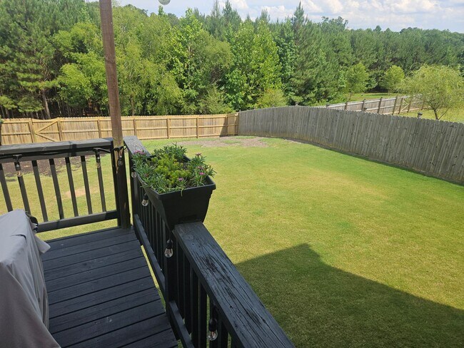 Building Photo - Beautiful 4br 2.5ba Home in Fuquay Varina! Avail August 14!