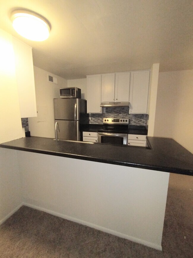 Foto del edificio - 8055 E Thomas Rd