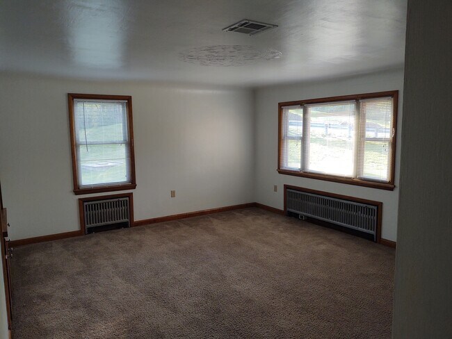 Living Room - 757 Latrobe Crabtree Rd