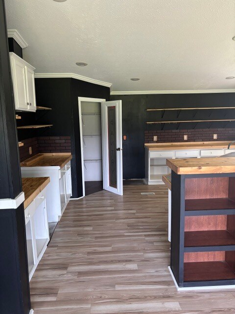 Foto del edificio - 2556 Cavanaugh Ln