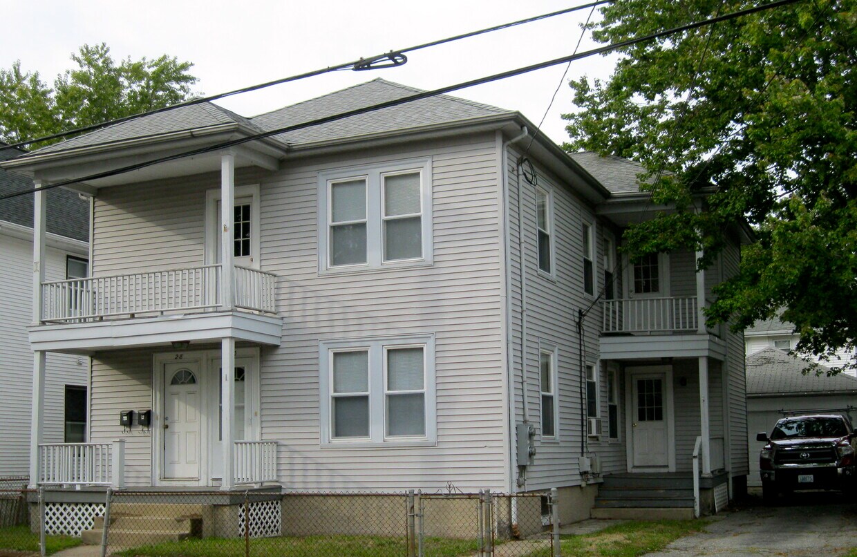 28 Chaplin St Unit 1, Pawtucket, RI 02861 Apartments in Pawtucket, RI