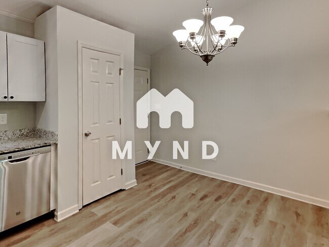 Foto del edificio - 10419 Landon St