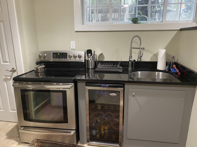 Kitchen - 2107 Virginia Ave