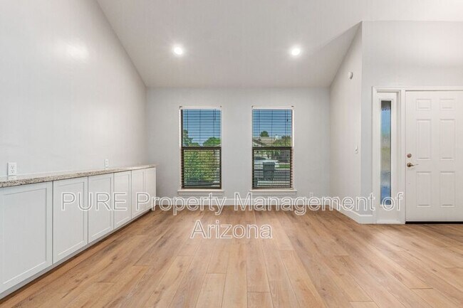 Foto del edificio - 2406 S Mulberry