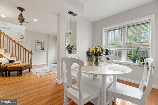 Foto del edificio - 1723 Seaton St NW