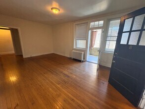 Building Photo - 1611 Hampton Blvd