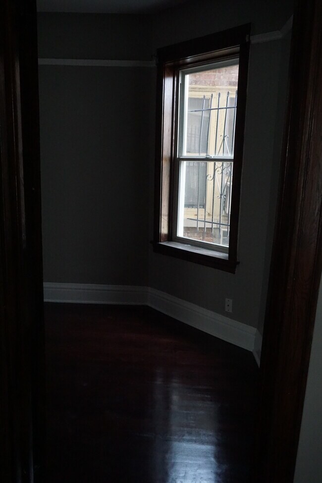 Foto del edificio - 6830 S Champlain Ave